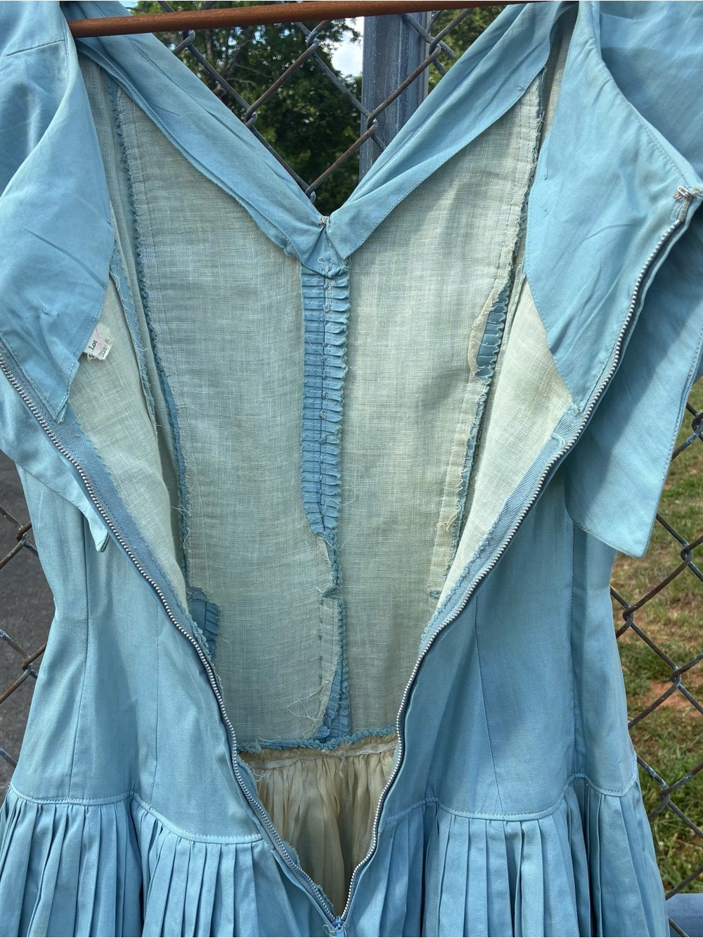 1950s Ice Blue Fit & Flare Dress Pintuck Covered Buttons Cottagecore Pinup XS/S - Picture 8 of 9
